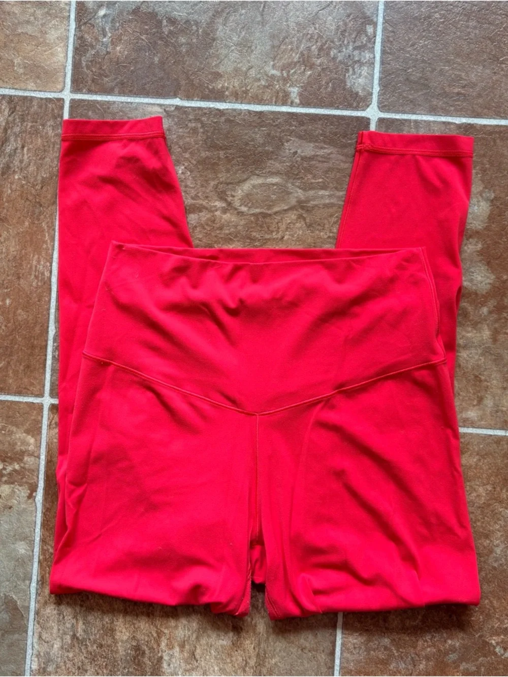 aerie Offline High-Rise 7/8 Leggings in Vibrant Red - NWOT - Picture 6 of 6
